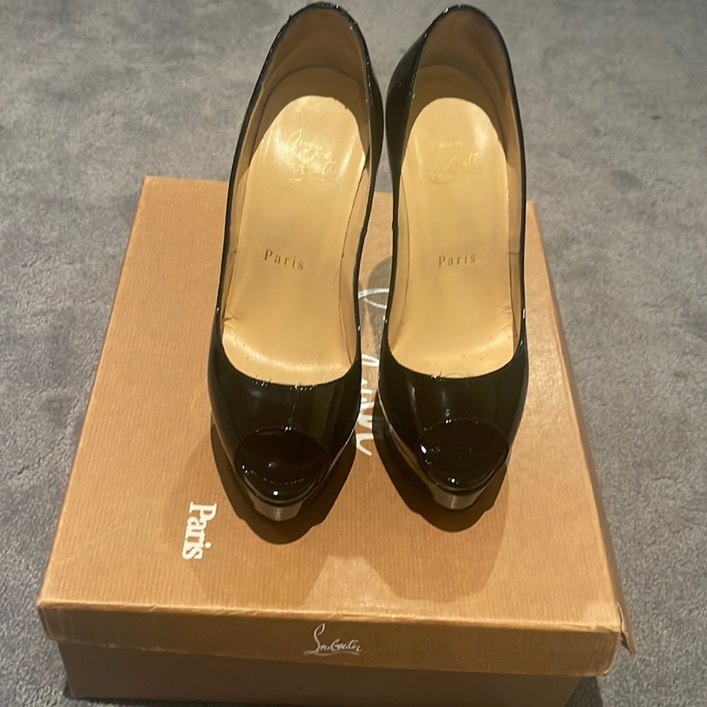 Christian Louboutin Pumps